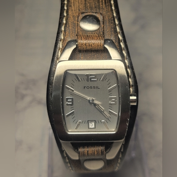 Fossil - Picture 11 of 16